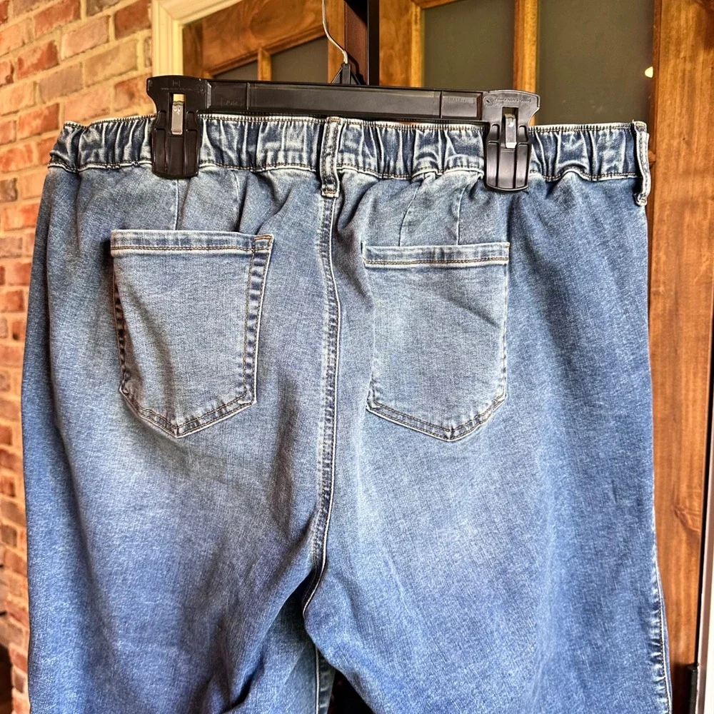 Torrid Jeans Women Blue Weekend Wide Leg Crop Super Soft Drawstring Size 2 18W
